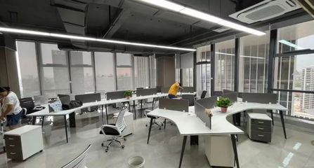 月薪5000+，办公环境好！万达附近高端写字楼等你来
